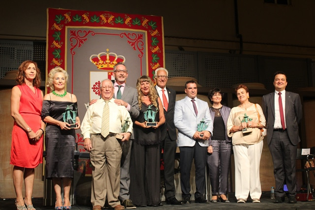 ACTO INSTITUCIONAL 13