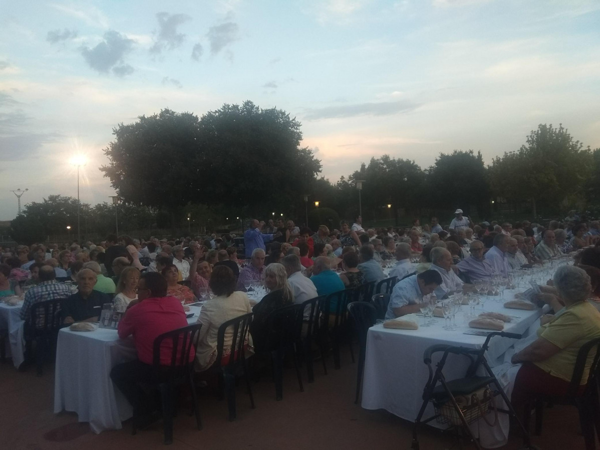 CENA MAYORES 2