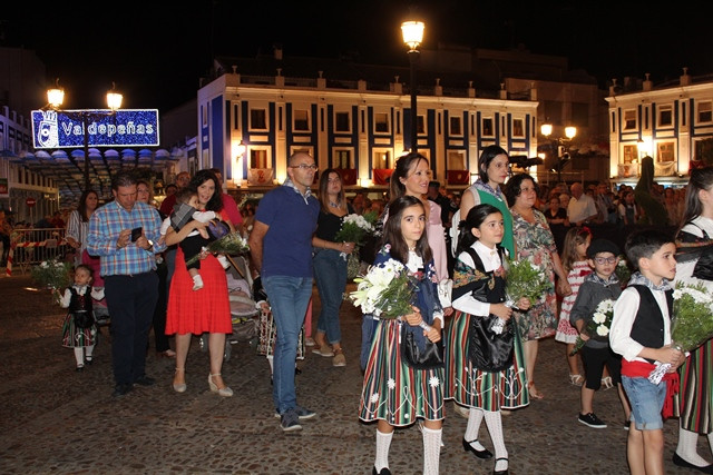 OFRENDA FLORES 1