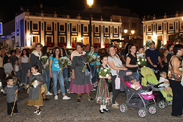 OFRENDA FLORES 15