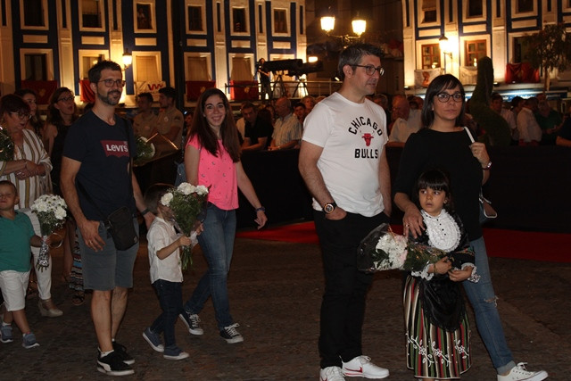 OFRENDA FLORES 14