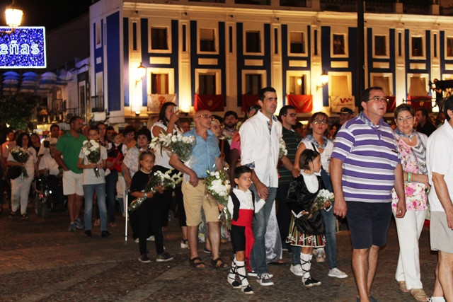OFRENDA FLORES 5