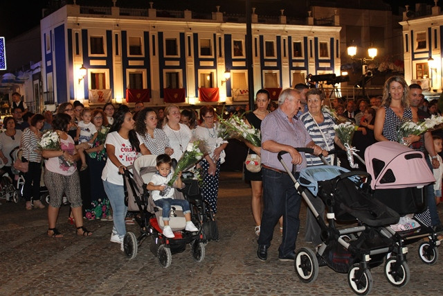 OFRENDA FLORES 8