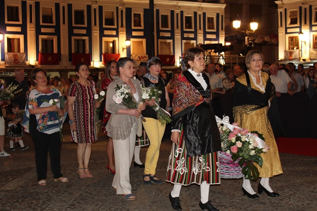 OFRENDA FLORES 3