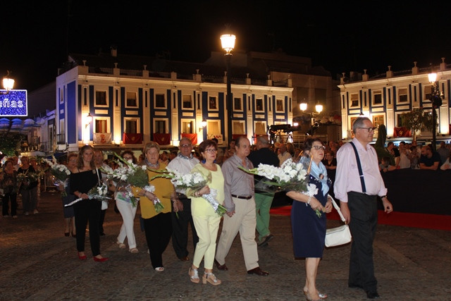 OFRENDA FLORES 38