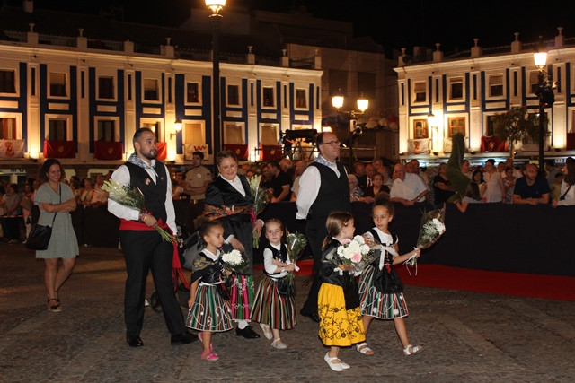 OFRENDA FLORES 36