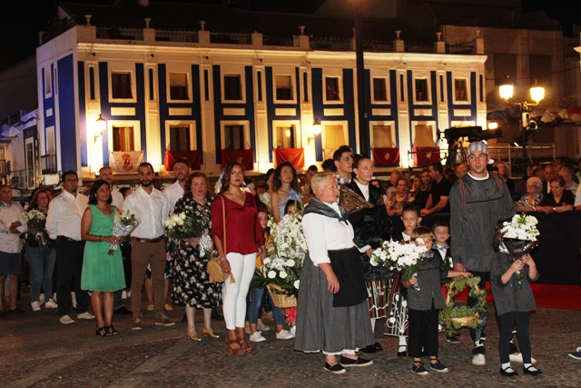 OFRENDA FLORES 29