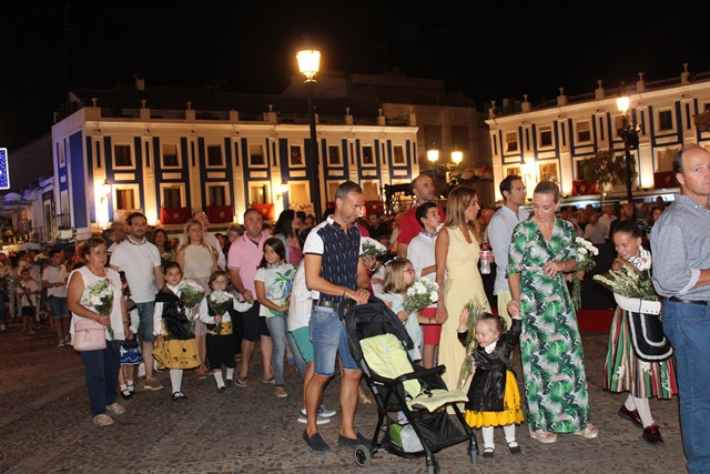 OFRENDA FLORES 24