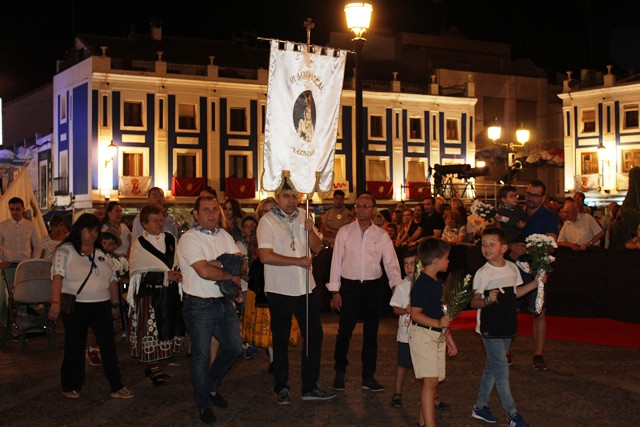OFRENDA FLORES 51