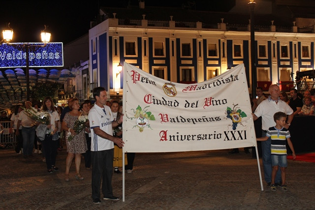 OFRENDA FLORES 77