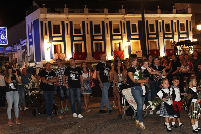 OFRENDA FLORES 81
