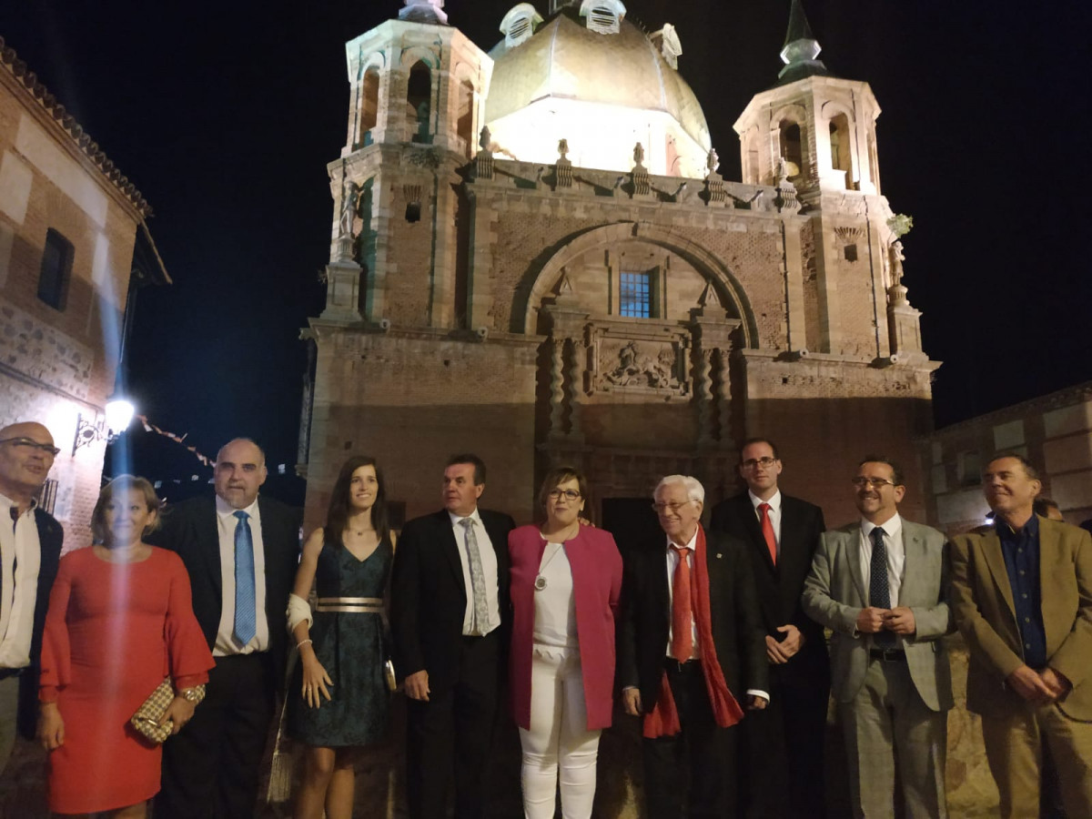 Foto Olmedo  fiestas san Carlos del Valle