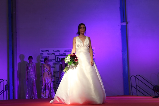 061019 VA DESFILE SALON HOGAR NOVIOS 12