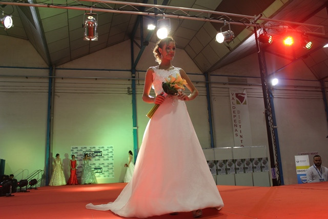 061019 VA DESFILE SALON HOGAR NOVIOS 35