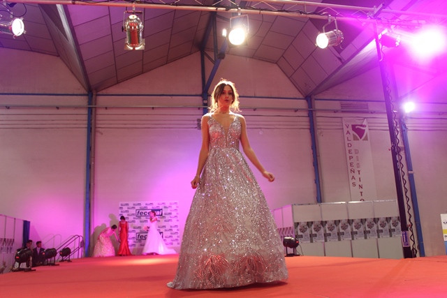 061019 VA DESFILE SALON HOGAR NOVIOS 34