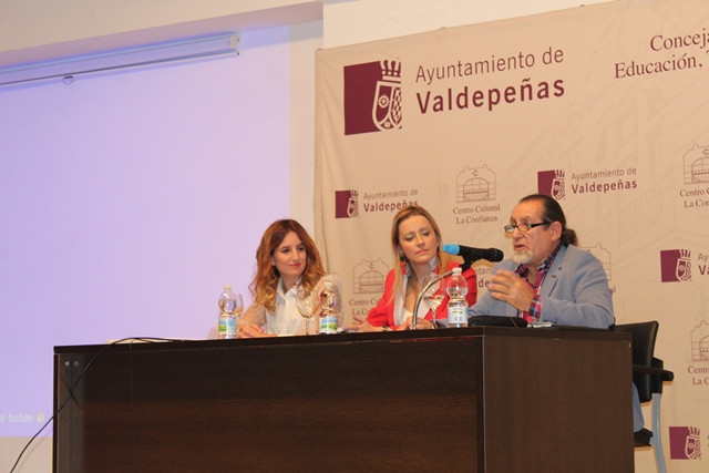 261019 VA PRESENT LIBRO ANA SANCHEZ 2