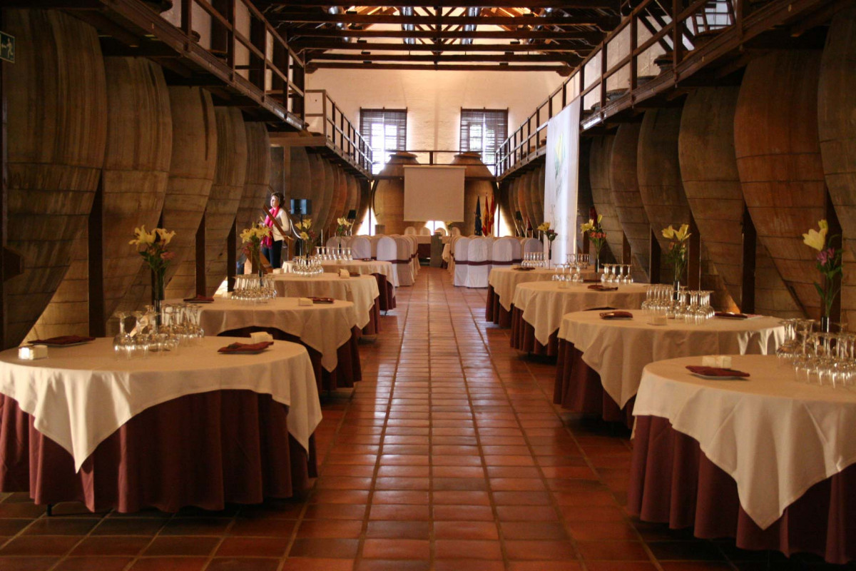 LA ANTIGUA BODEGA LOS LLANOS BODAS 8