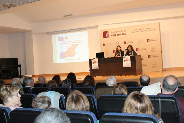 051119 VA ENCUENTRO PERSONAS CUIDADORAS 1