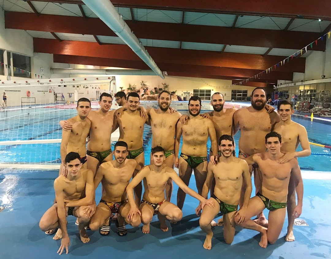 111119 VA WATERPOLO 1