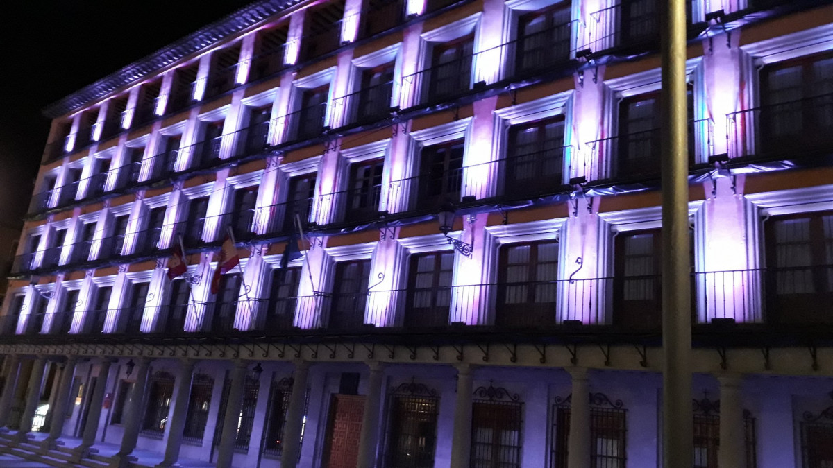 Fachada iluminada