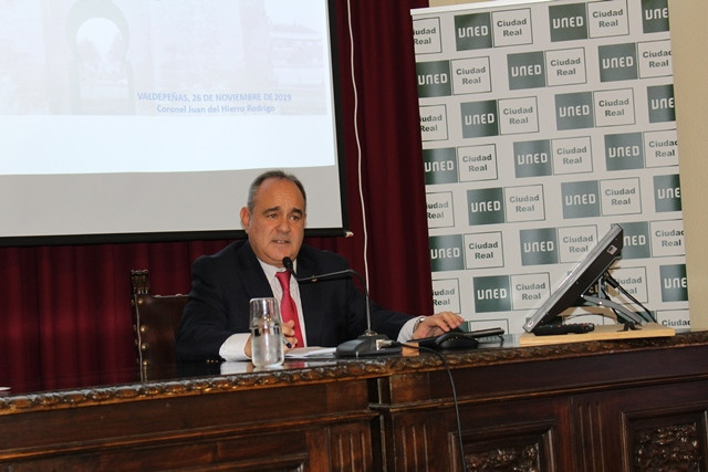 271119 VA UNED
