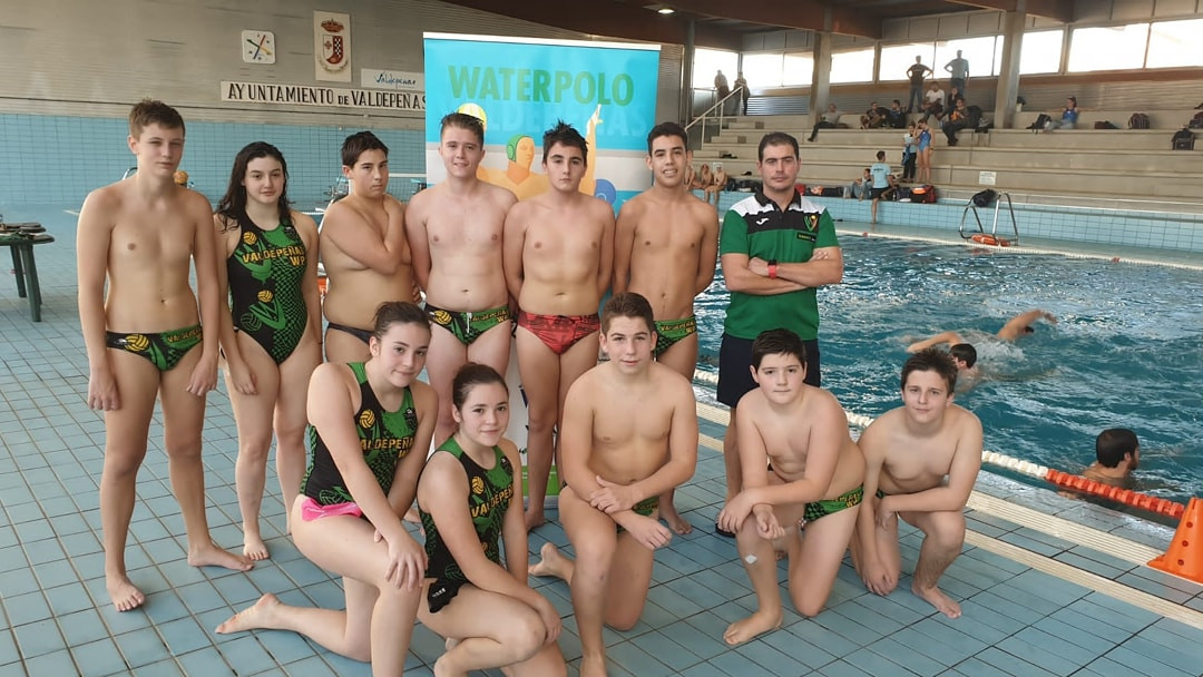 021219 VA WATERPOLO 1