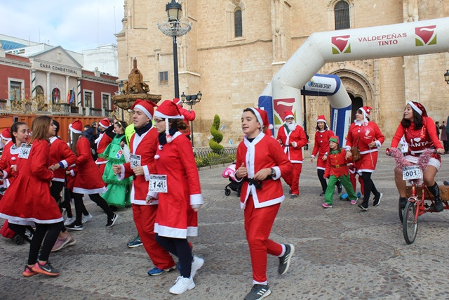 CARRERA PAPA NOEL 16