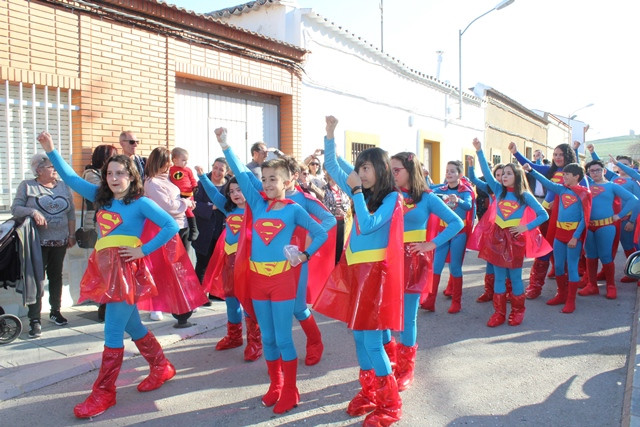 DESFILE CARNAVAL COLEGIO LUCERO 29