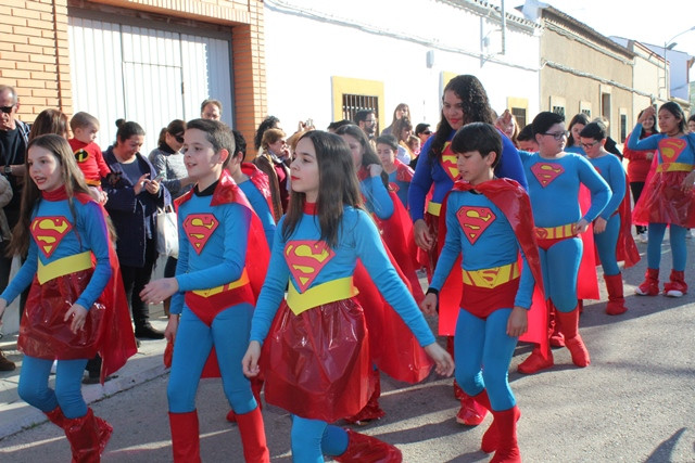 DESFILE CARNAVAL COLEGIO LUCERO 30