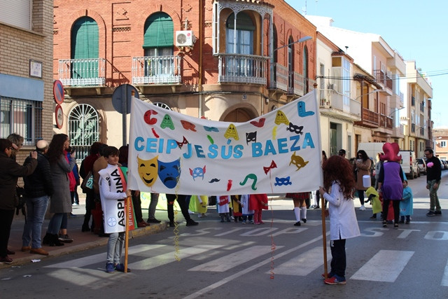 DESFILE CARNAVAL COLEGIO JESUS BAEZA 1