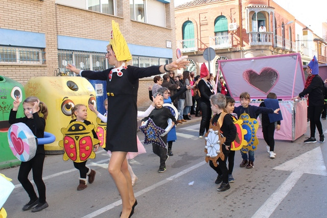 DESFILE CARNAVAL COLEGIO JESUS BAEZA 11