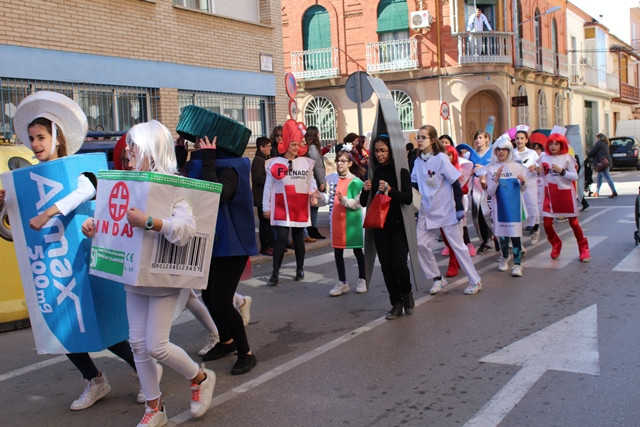 DESFILE CARNAVAL COLEGIO JESUS BAEZA 30