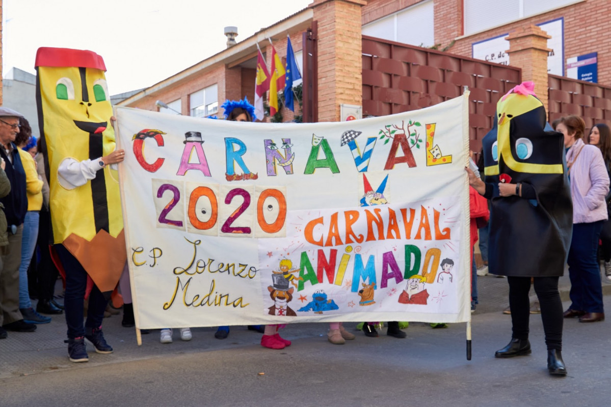 DESFILE CARNAVAL COLEGIO LORENZO MEDINA 11