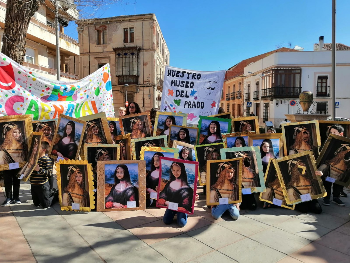 DESFILE CARNAVAL COLEGIO JESUS CASTILLO 1