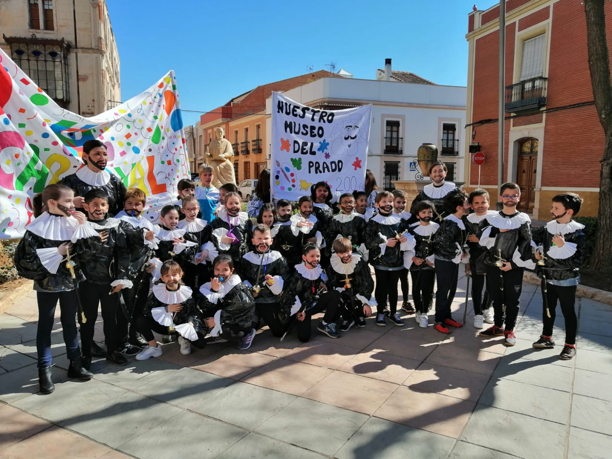 DESFILE CARNAVAL COLEGIO JESUS CASTILLO 2   copia