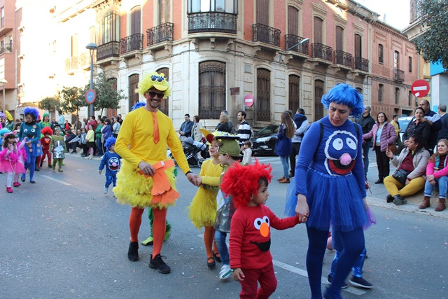 DESFILE CARNAVAL COLES 82