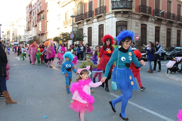 DESFILE CARNAVAL COLES 83