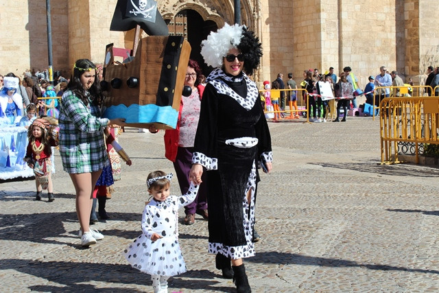 CONCURSO INFANTIL DISFRACES 4