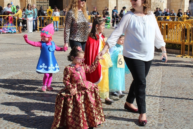 CONCURSO INFANTIL DISFRACES 9