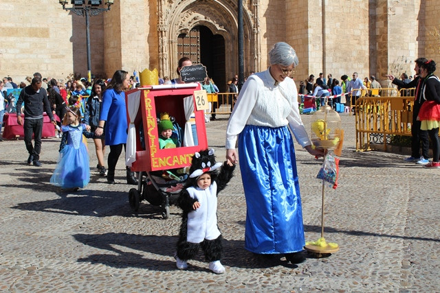 CONCURSO INFANTIL DISFRACES 10