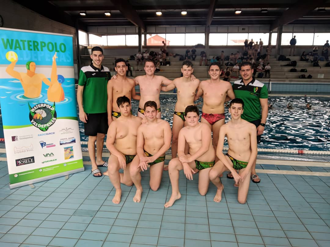 020320 va waterpolo 3