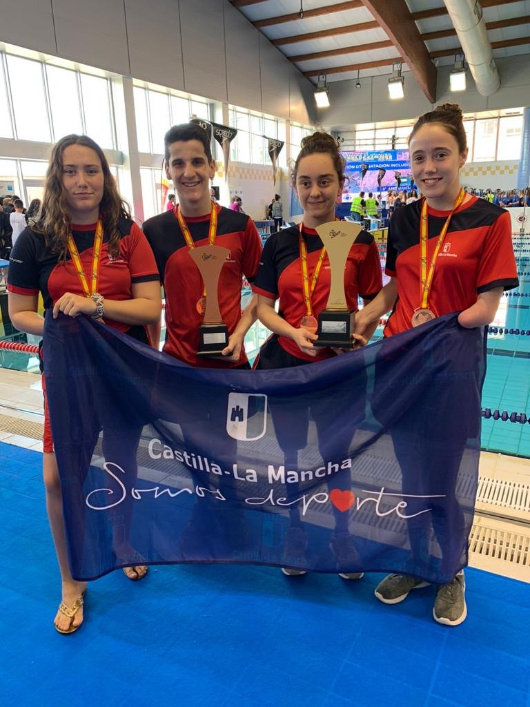 030320 va natacion 1