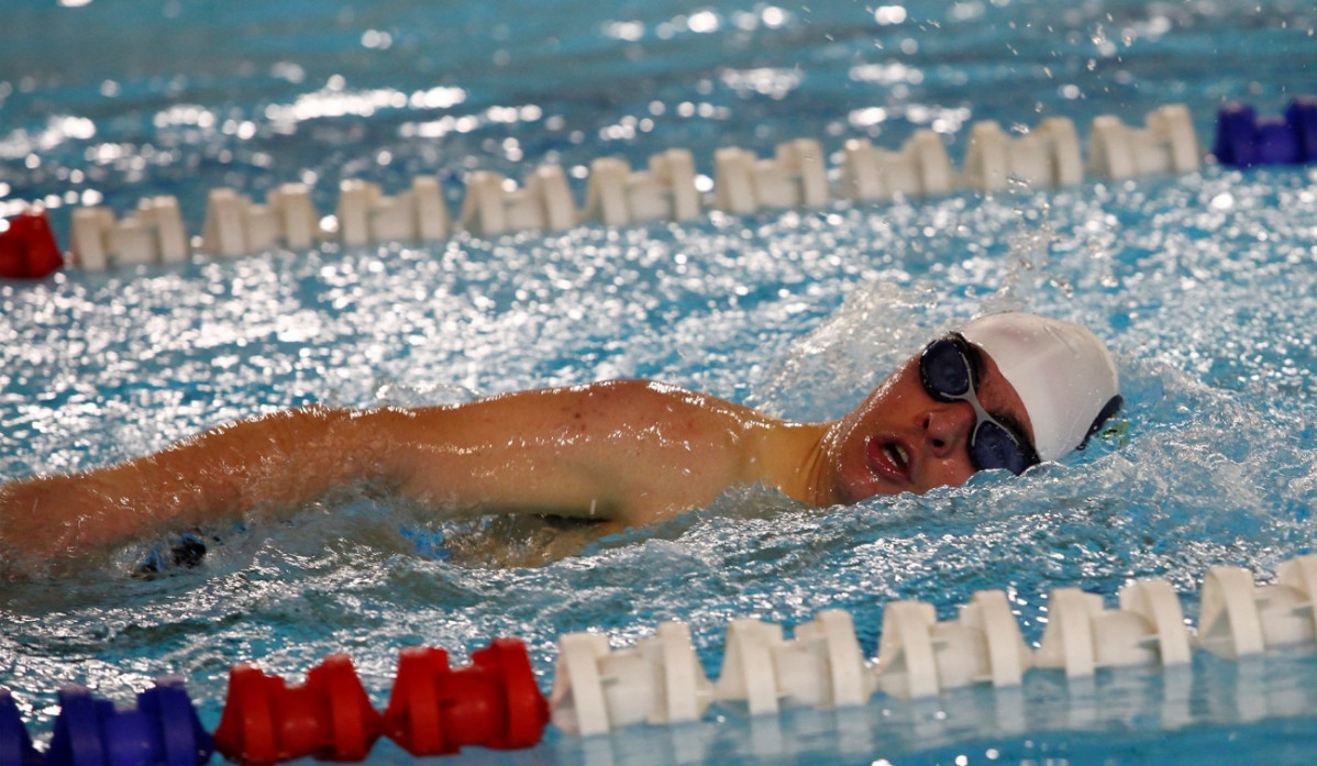 040320 VA NATACION 1