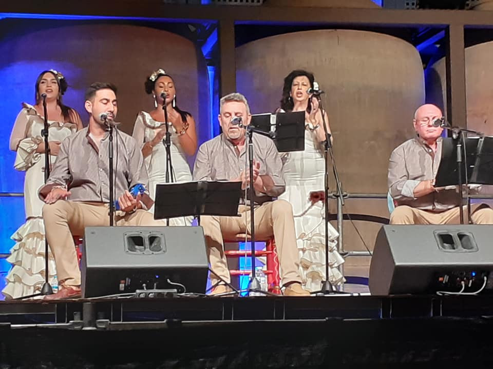 080820 VA CORO ROCIERO SANTO CRISTO A7 3