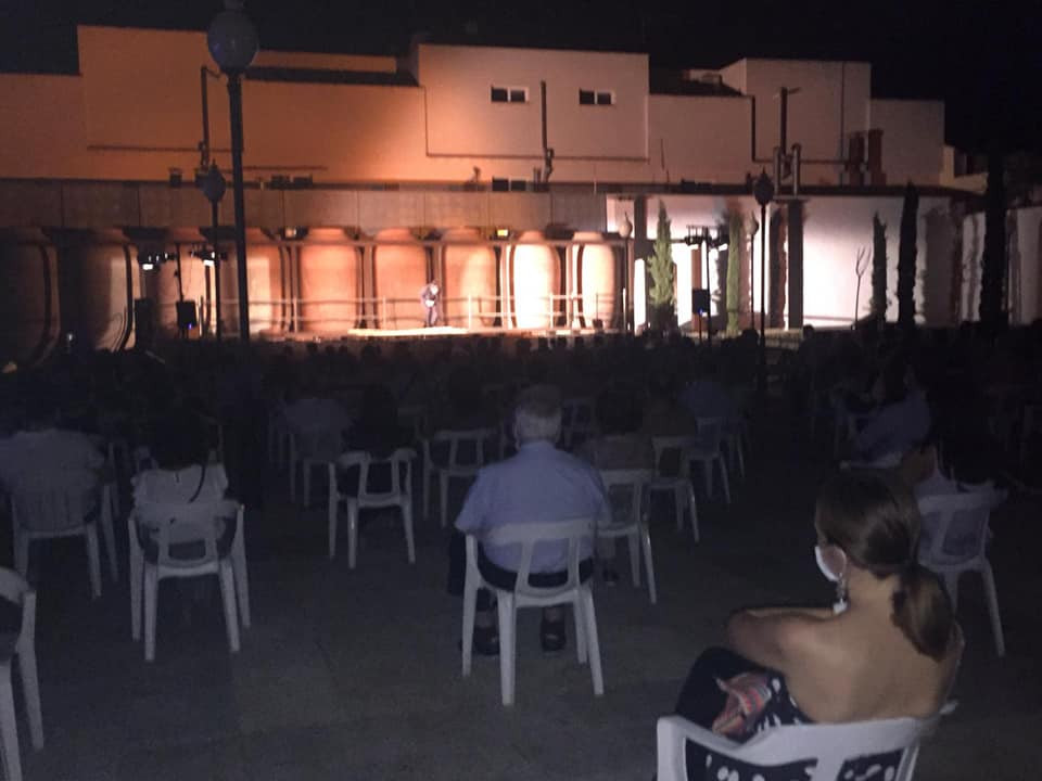 090820 VA TEATRO 3