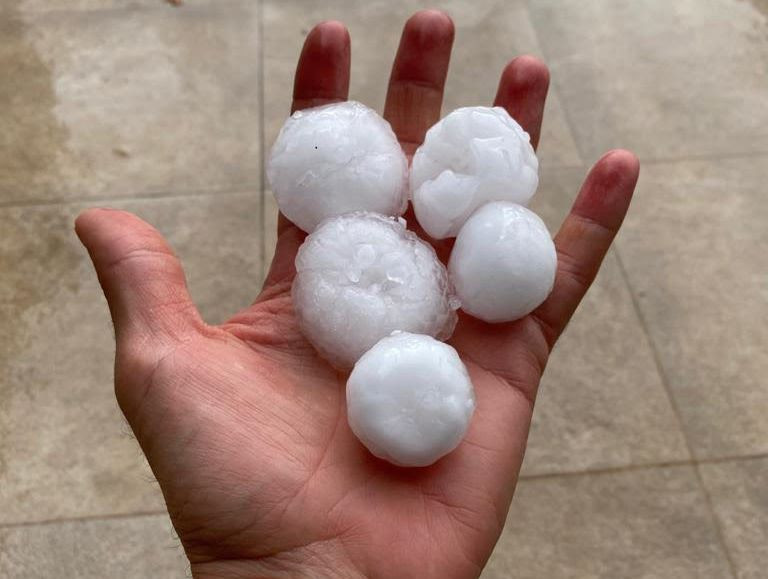 110820 VA GRANIZADA