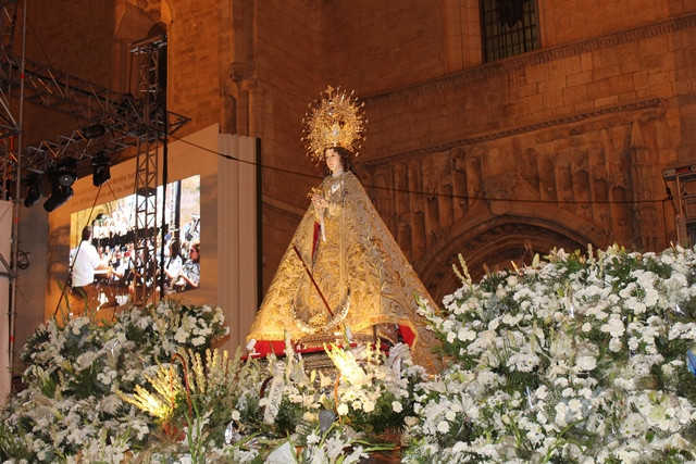 OFRENDA FLORES 112