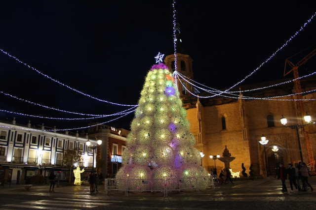 LUCES NAVIDAD 24