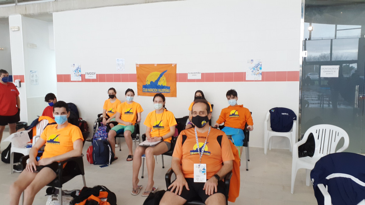010221 va natacion 5