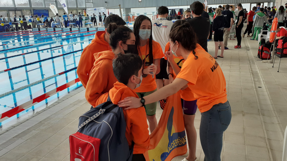 010221 va natacion 4